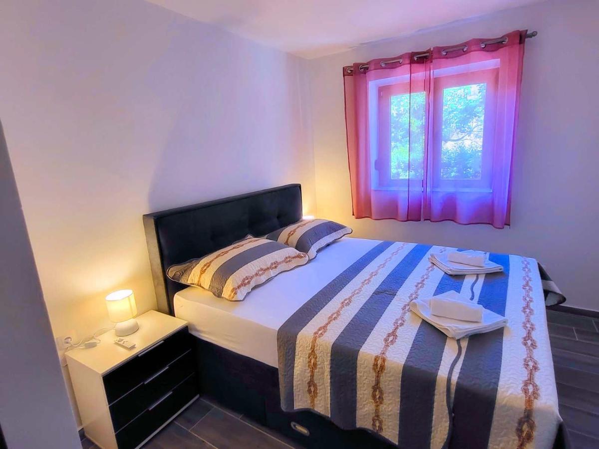 Apartments Manda Novi Vinodolski Kültér fotó