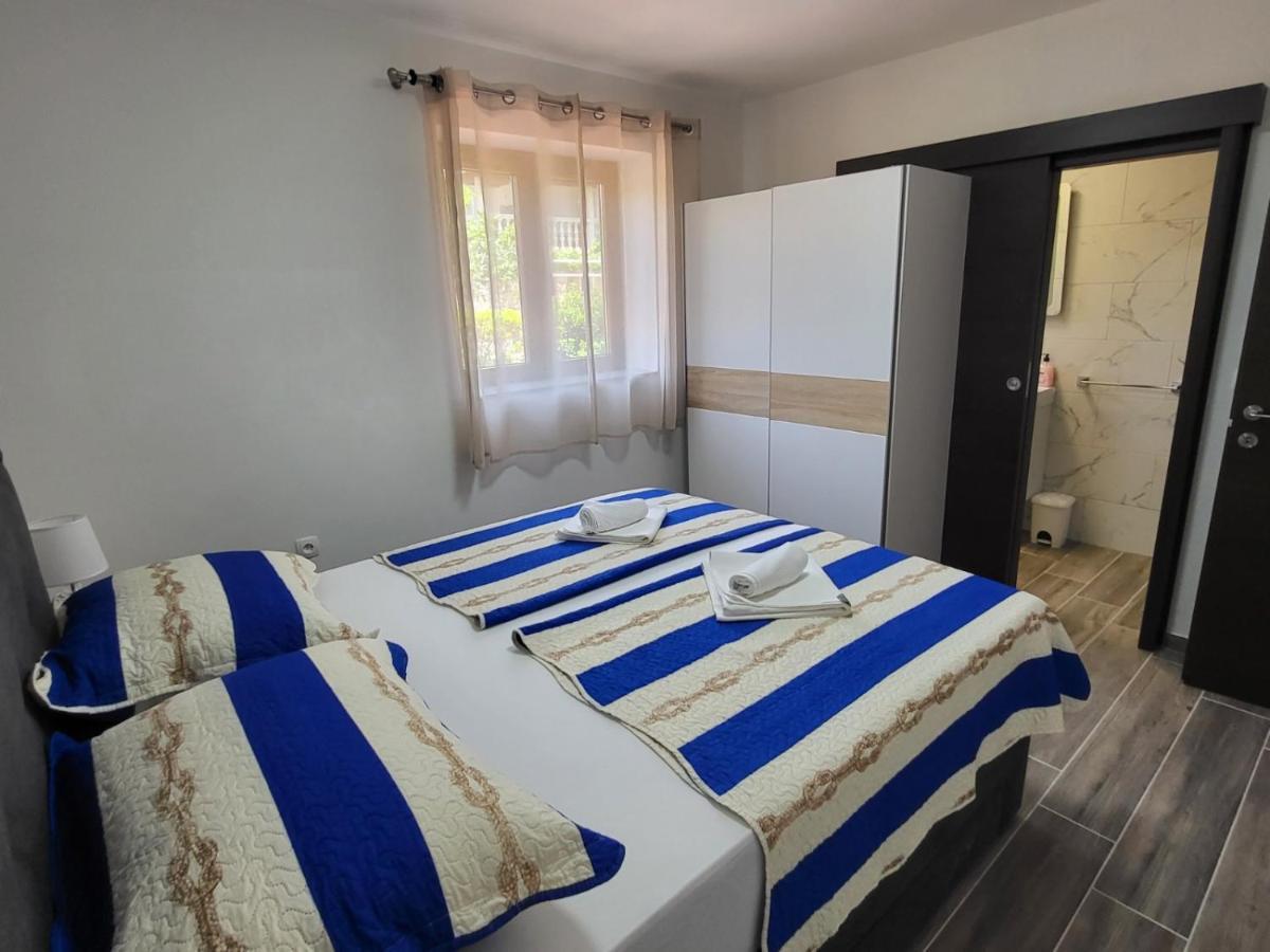 Apartments Manda Novi Vinodolski Kültér fotó