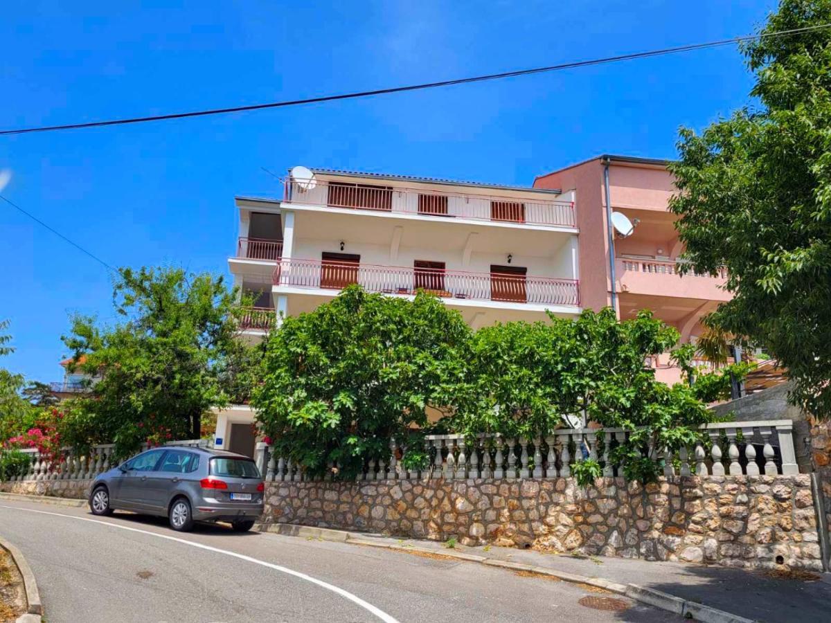 Apartments Manda Novi Vinodolski Kültér fotó