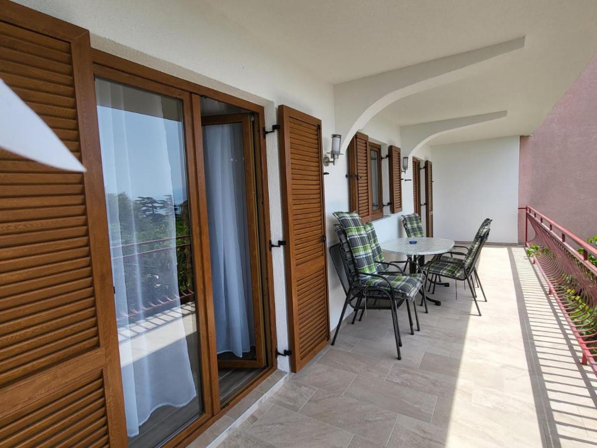 Apartments Manda Novi Vinodolski Kültér fotó